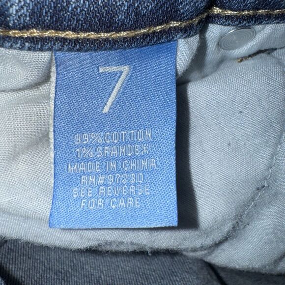 Almost Famous High Rise Denim Mini Skirt Distressed Frayed Hem Side Slits Size 7 - Picture 13 of 14